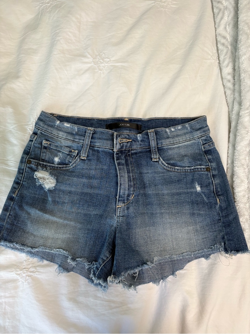 ❗️MASSIVE SALE❗️ Joe's Jeans Distressed Denim Cutoff Shorts - Blue
